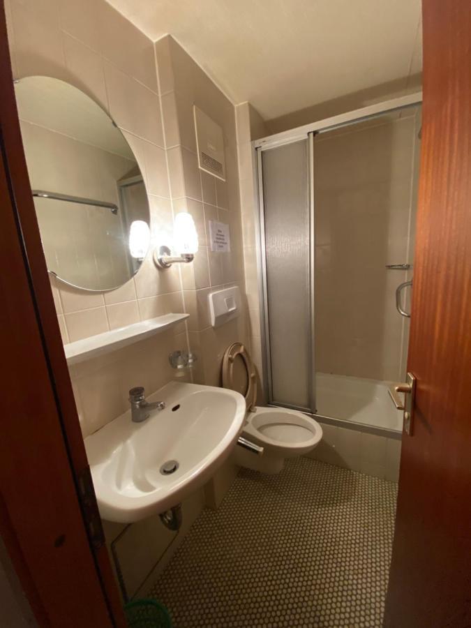 Hotel Flora Бад-Верисхофен Экстерьер фото